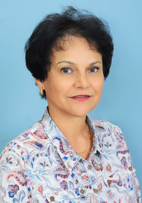 Петрова Алина Гурьевна.